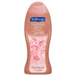 Softsoap Lustrous Glow Rose & Vanilla Exfoliating Body Wash 591ml